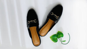 スリッパみたいな　靴　ミュール