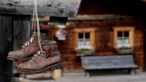 登山　靴　かっこいい