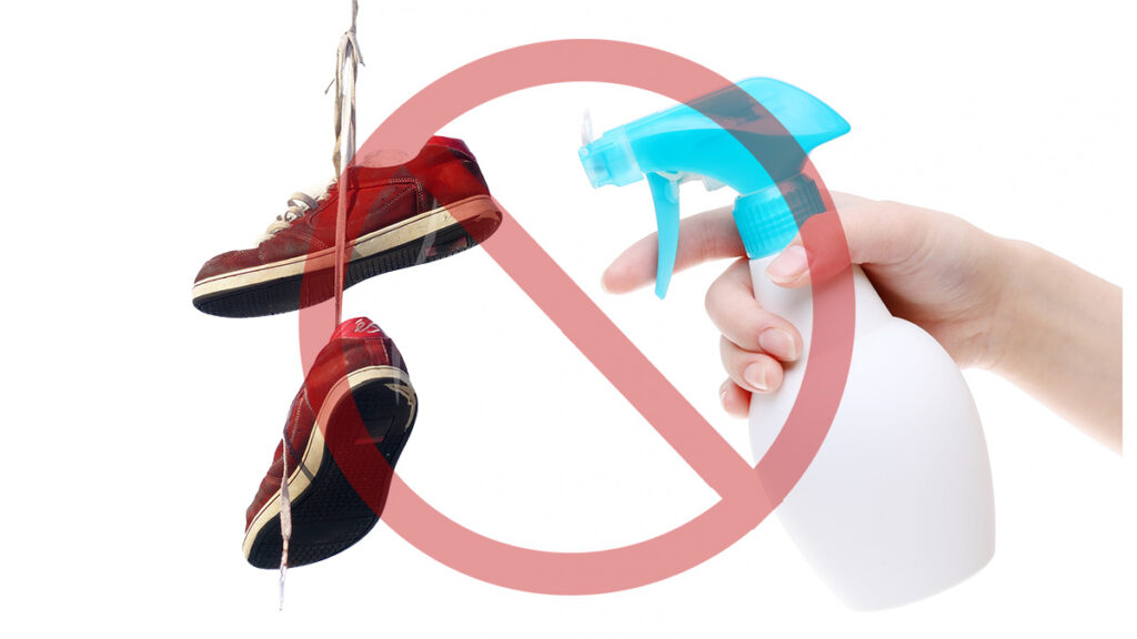 【やめとけ】靴にファブリーズを使うと逆効果!?正しい対策法を紹介