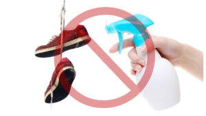 靴にファブリーズを使うと逆効果!?正しい対策法を紹介